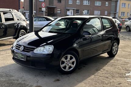 VW Golf 124.252 km 3.490 &euro; Mönchengladbach 41238