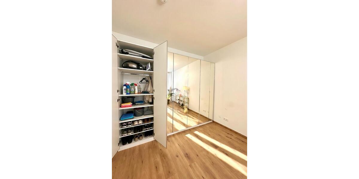 Etagenwohnung Düsseldorf Flingern Süd - 1 Zimmer, 38 m&sup2;, 1.650&euro; | Angebot:26122134