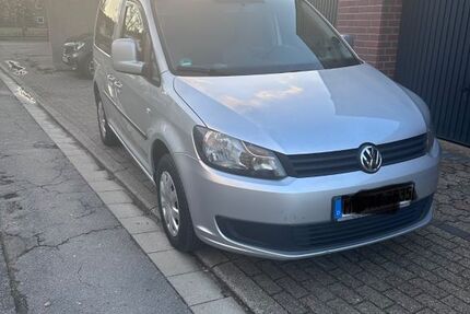 VW Caddy 206.000 km 6.499 &euro; Moers 47443