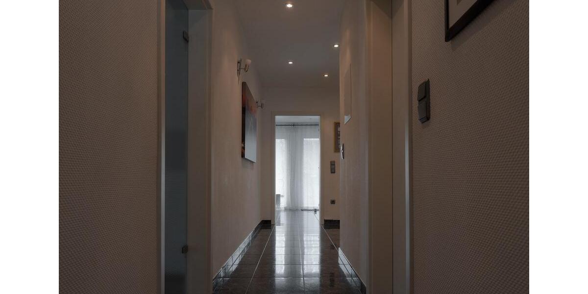 Einfamilienhaus Mönchengladbach Süd - 7 Zimmer, 243 m&sup2;, 634.000&euro; | Angebot:26014497