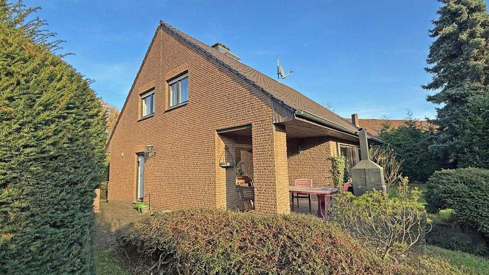 Einfamilienhaus Duisburg / Baerl Baerl - 5 Zimmer, 156 m&sup2;, 525.000&euro; | Angebot:25684452