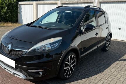 Renault Scenic 127.000 km 3.900 &euro; Dusseldorf 40599