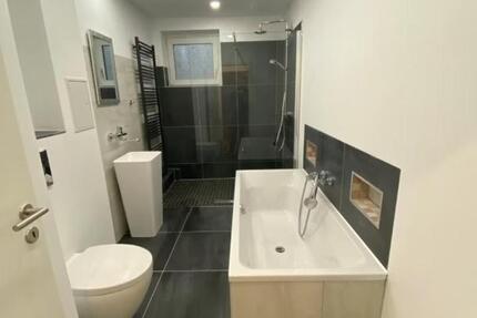 Wohnung Düsseldorf Flingern Süd - 2 Zimmer, 73 m&sup2;, 1.000&euro; | Angebot:25959233