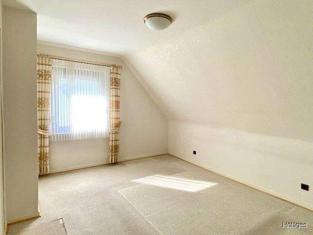 Doppelhaushälfte Viersen Dülken - 5 Zimmer, 101 m&sup2;, 185.000&euro; | Angebot:25698272