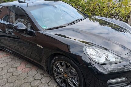 Porsche Panamera 135.119 km 26.999 &euro; Kaarst 41564