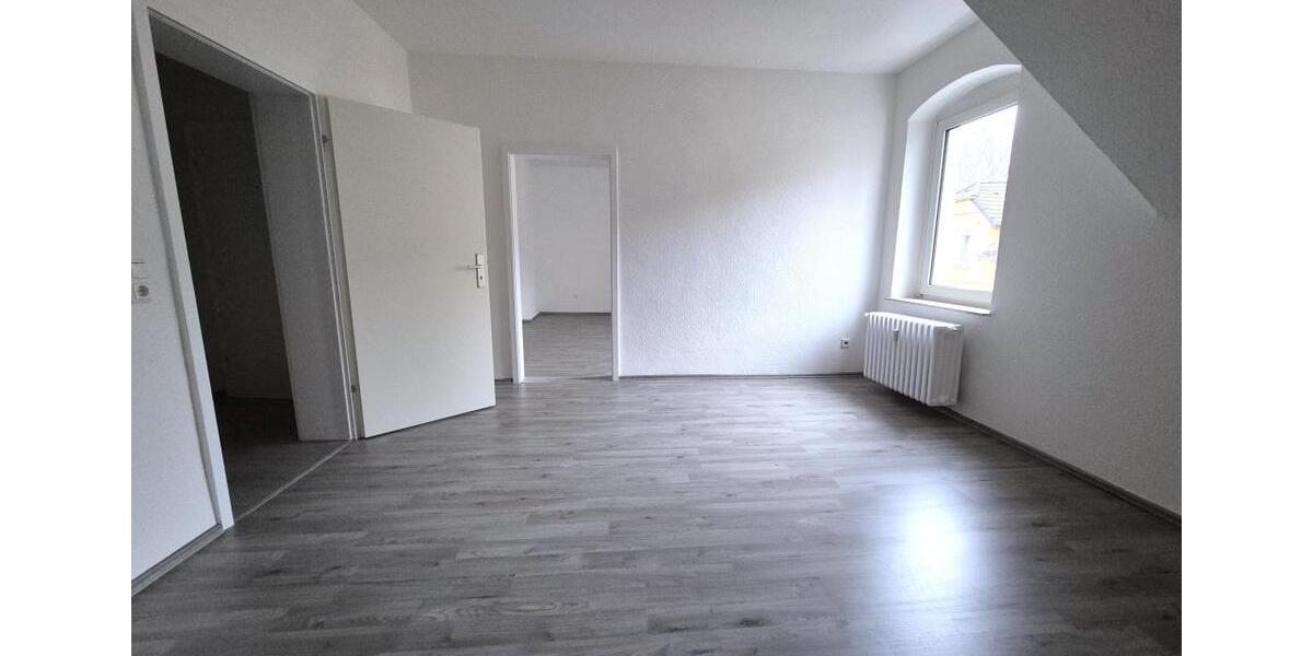 Etagenwohnung Duisburg Hamborn - 3 Zimmer, 76 m&sup2;, 560&euro; | Angebot:24687377