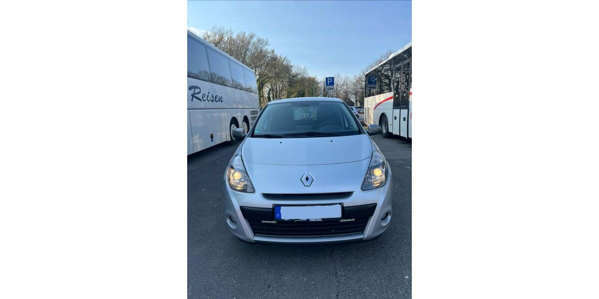Renault Clio 111.200 km 4.490 &euro; Velbert 42549