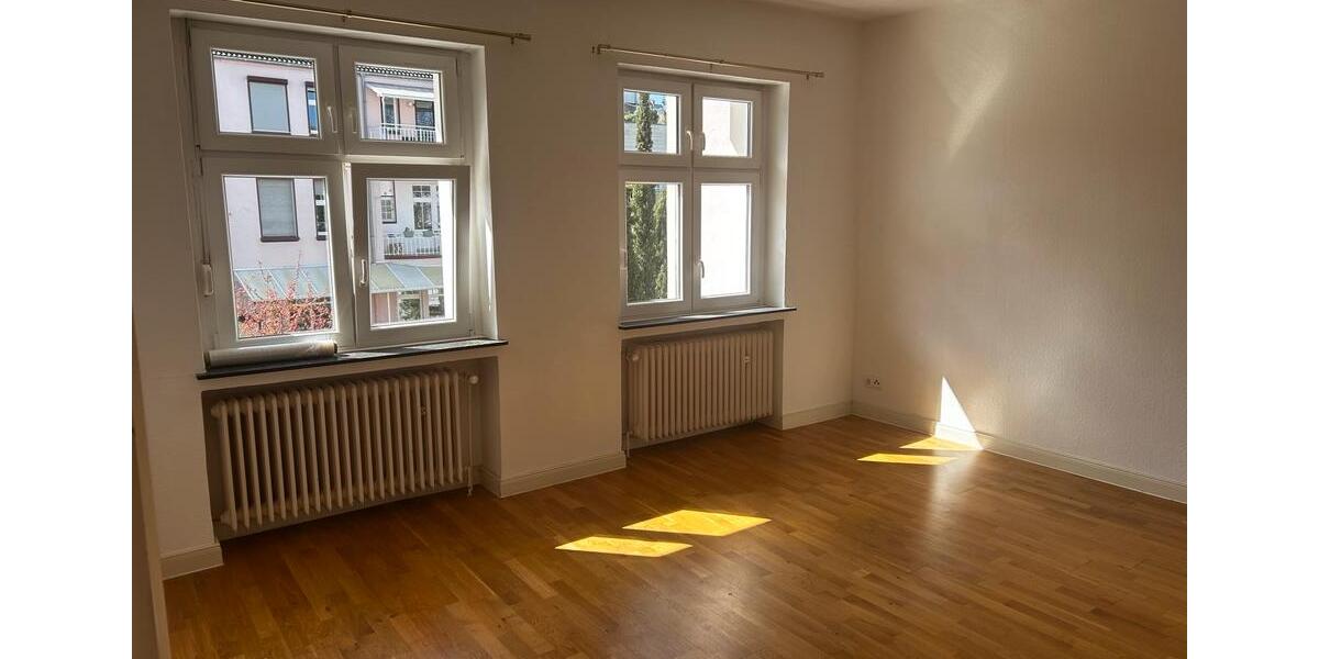 Etagenwohnung Mönchengladbach - 3 Zimmer, 79 m&sup2;, 695&euro; | Angebot:26023958