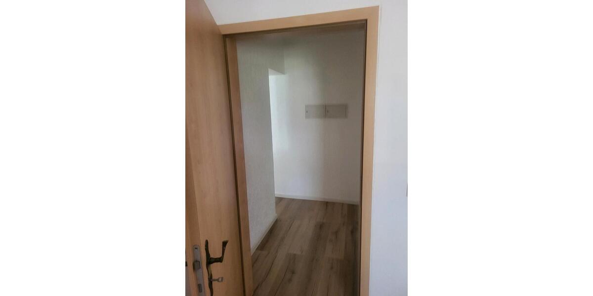 Erdgeschoßwohnung Mülheim an der Ruhr Menden-Holthausen - 1 Zimmer, 85 m&sup2;, 1.320&euro; | Angebot:27595621