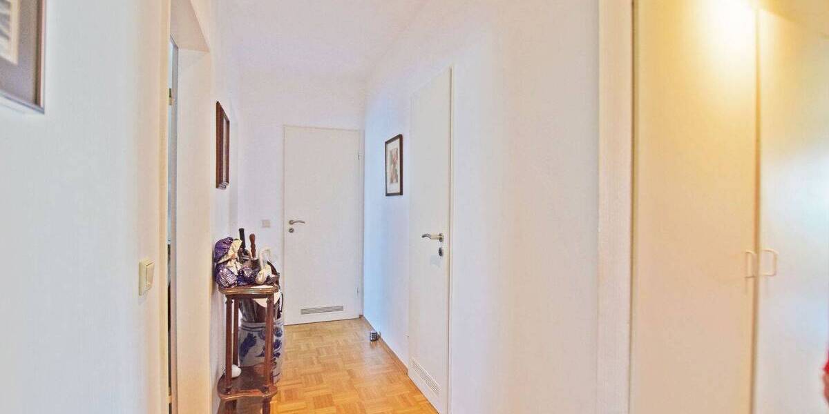 Etagenwohnung Mülheim Holthausen - 3 Zimmer, 79 m&sup2;, 219.000&euro; | Angebot:26797896