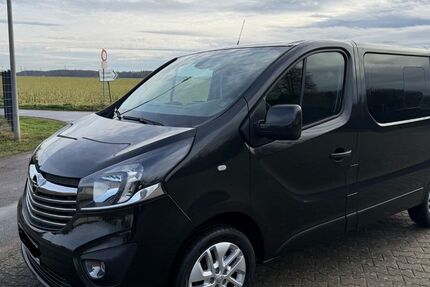 Opel Vivaro 122.000 km 16.800 &euro; Dormagen 41542