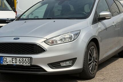 Ford Focus 352.000 km 3.451 &euro; Leichlingen 42799