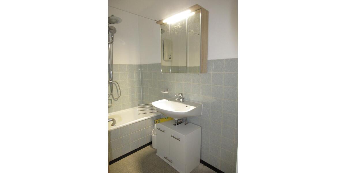 Dachgeschoßwohnung Mönchengladbach Ost - 3 Zimmer, 57 m&sup2;, 520&euro; | Angebot:26024445