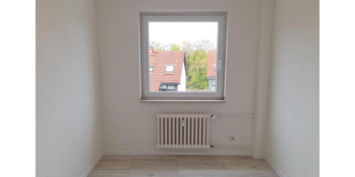 Etagenwohnung Duisburg Hamborn - 4 Zimmer, 82 m&sup2;, 558&euro; | Angebot:26008877