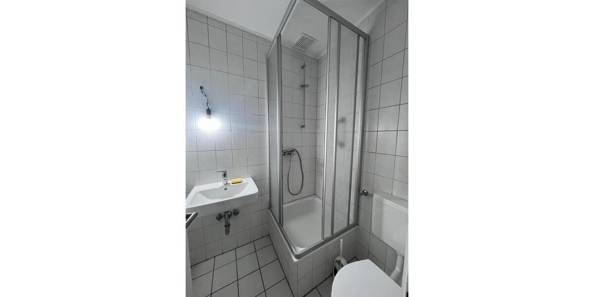 Etagenwohnung Duisburg Laar - 1 Zimmer, 30 m&sup2;, 260&euro; | Angebot:25341180