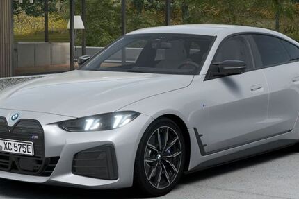 BMW i4 29.526 km 55.250 &euro; Mülheim 45472