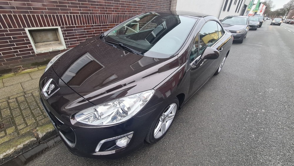 Peugeot 308 CC 67.000 km 8.500 &euro; Oberhausen 46045