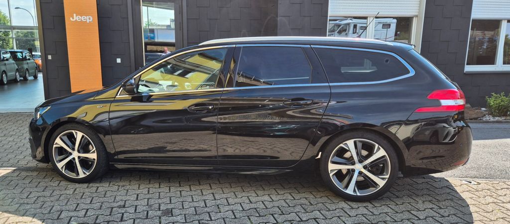 Peugeot 308 104.000 km 14.990 &euro; Oberhausen 46049