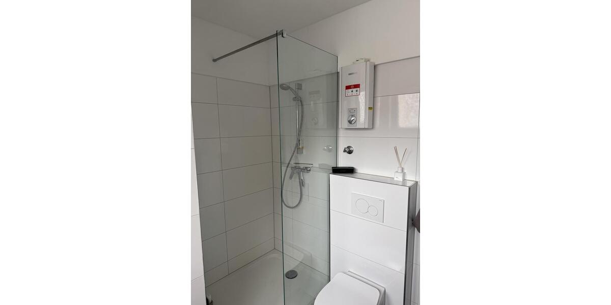 Etagenwohnung Düsseldorf Stadtbezirk 3 - 1 Zimmer, 23 m&sup2;, 638&euro; | Angebot:25975476