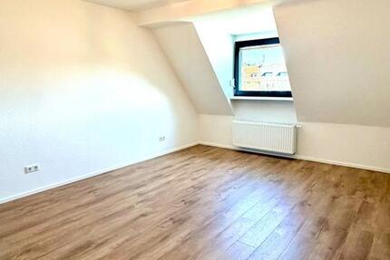 Wohnung Düsseldorf Pempelfort - 3 Zimmer, 83 m&sup2;, 1.850&euro; | Angebot:26652898