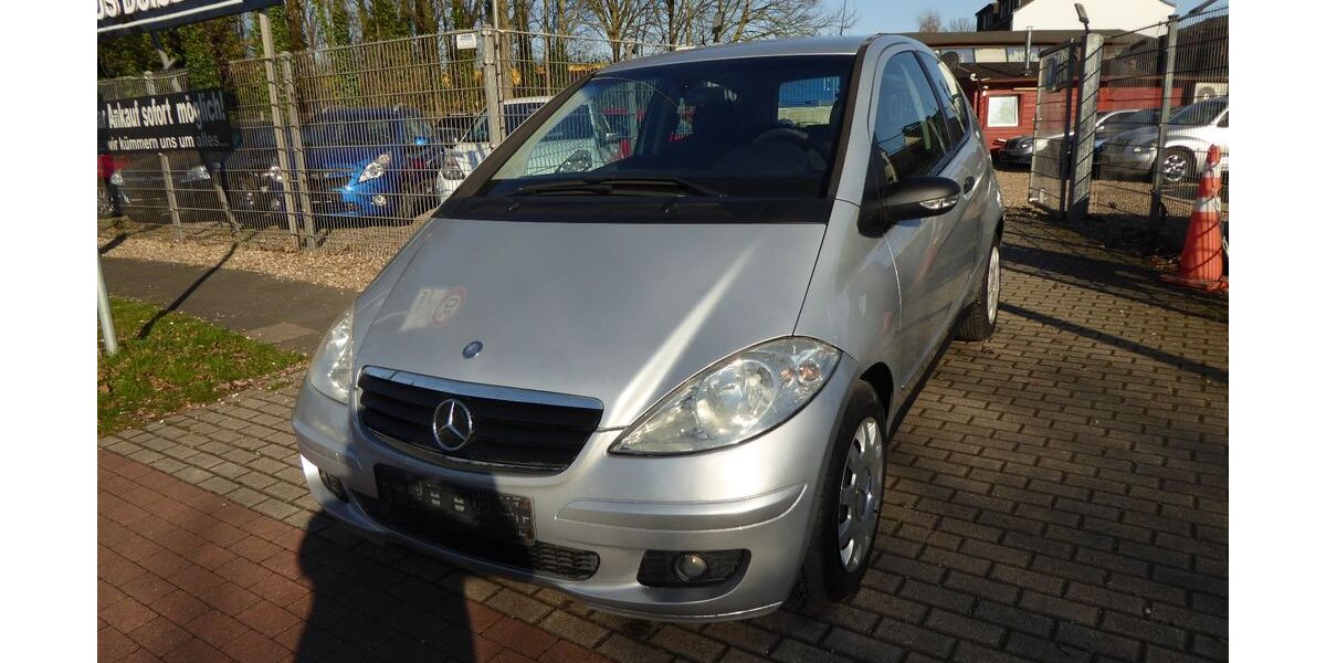 Mercedes-Benz A 150 172.000 km 2.490 &euro; Duisburg 47249
