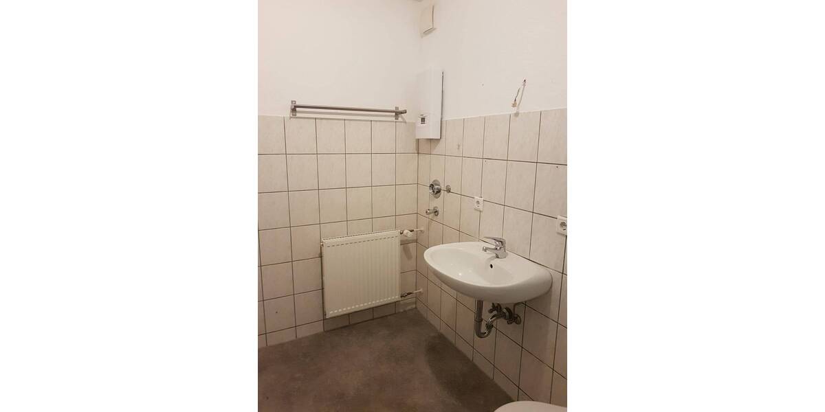 Mehrfamilienhaus, Wohnhaus Grefrath Oedt - 6 Zimmer, 120 m&sup2;, 150.000&euro; | Angebot:25693372