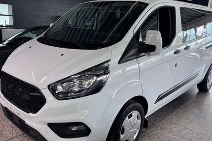 Ford Transit Custom 125.000 km 22.999 &euro; Oberhausen 46145