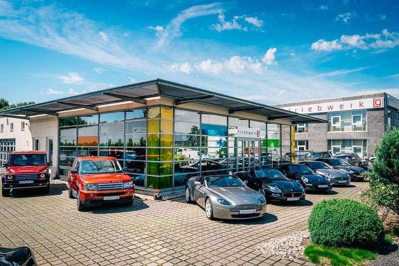 Aston Martin DB12 6.000 km 226.941 &euro; Duisburg 47228