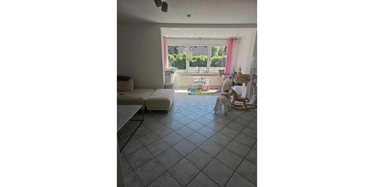 Etagenwohnung Oberhausen - 2 Zimmer, 64 m&sup2;, 790&euro; | Angebot:25709735