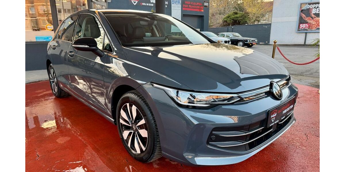 VW Golf 29.502 km 23.990 &euro; Düsseldorf 40589