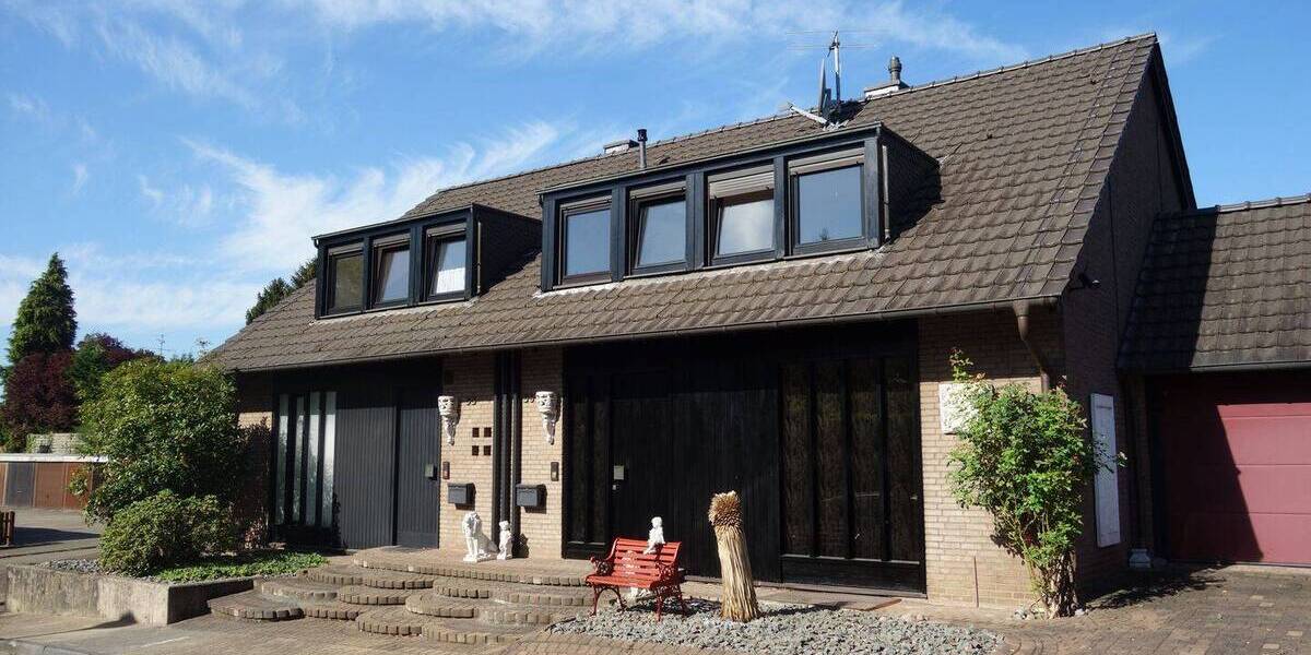 Mehrfamilienhaus, Wohnhaus Düsseldorf Hubbelrath - 7 Zimmer, 237 m&sup2;, 870.000&euro; | Angebot:25727994