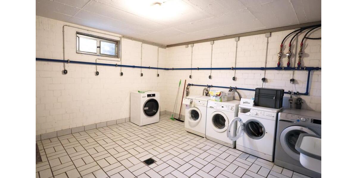 Dachgeschoßwohnung Moers Schwafheim - 2.5 Zimmer, 80 m&sup2;, 214.000&euro; | Angebot:26067794