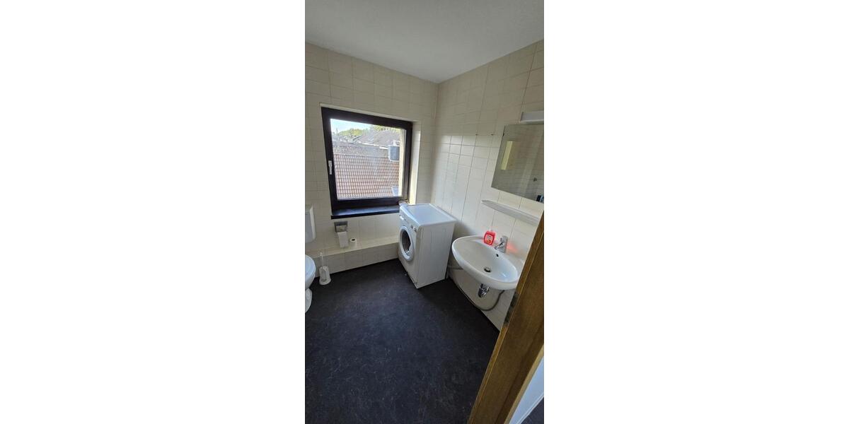 Etagenwohnung Krefeld Dießem - 1 Zimmer, 50 m&sup2;, 650&euro; | Angebot:25858748