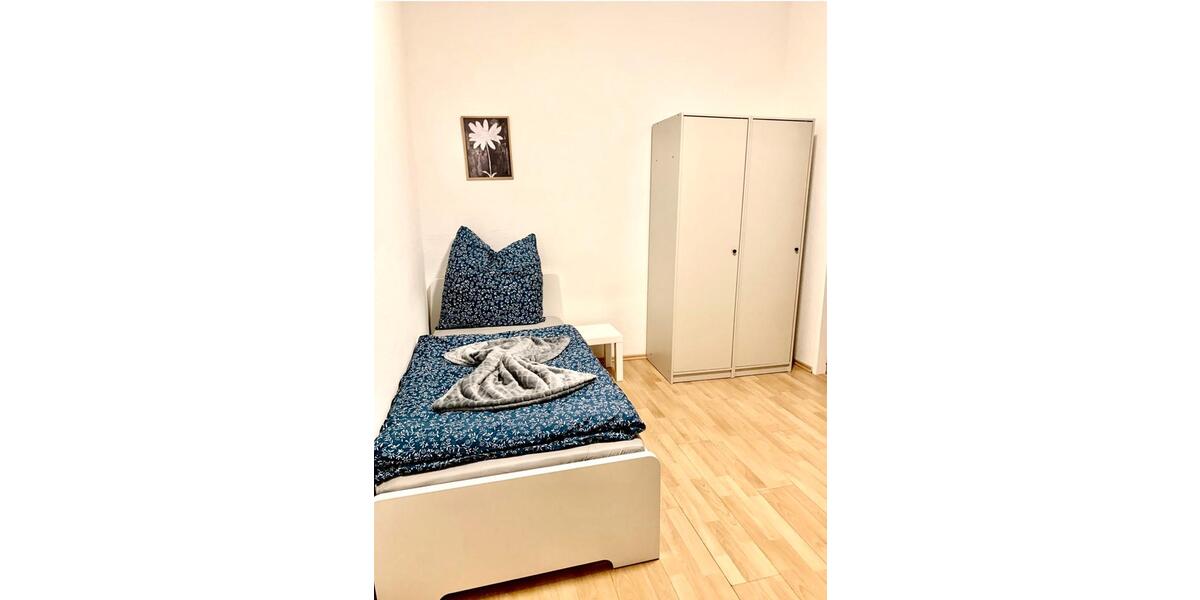 Erdgeschoßwohnung Krefeld - 2 Zimmer, 52 m&sup2;, 1.080&euro; | Angebot:25417319