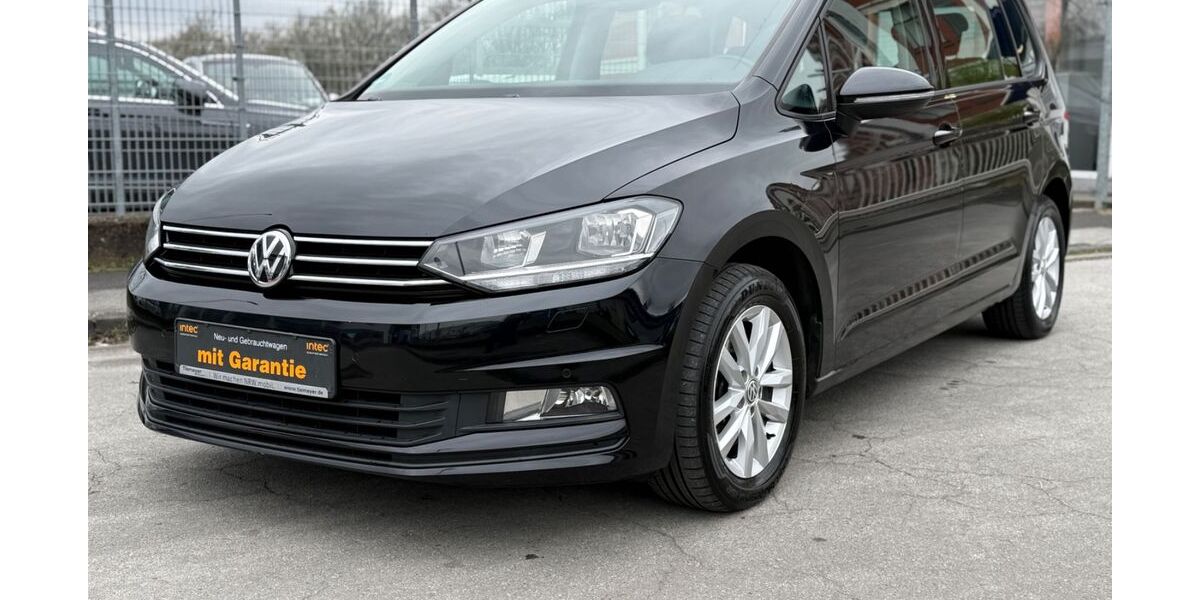 VW Touran 139.000 km 13.250 &euro; Hilden 40721
