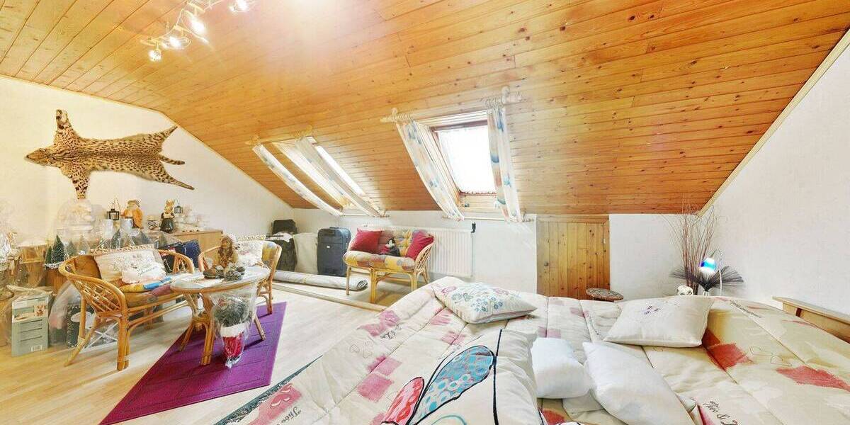 Reihenmittelhaus Neuss Weckhoven - 6 Zimmer, 104 m&sup2;, 399.000&euro; | Angebot:26569359