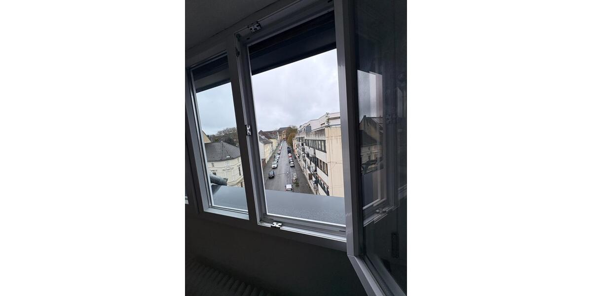 Dachgeschoßwohnung Mönchengladbach Süd - 1 Zimmer, 43 m&sup2;, 480&euro; | Angebot:25918403