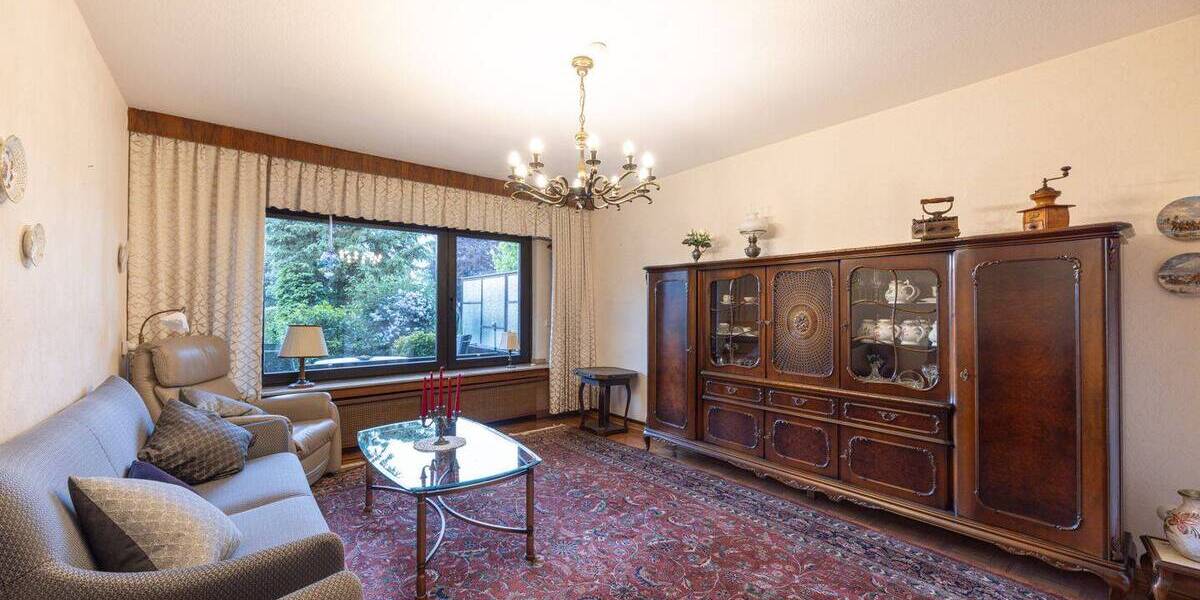 Mehrfamilienhaus, Wohnhaus Krefeld Uerdingen - 8 Zimmer, 189 m&sup2;, 475.000&euro; | Angebot:26695172