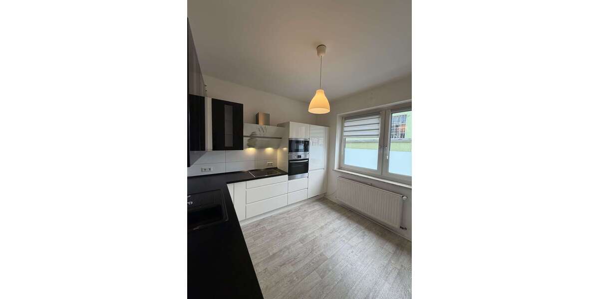 Etagenwohnung Düsseldorf Eller - 3 Zimmer, 75 m&sup2;, 790&euro; | Angebot:26062990