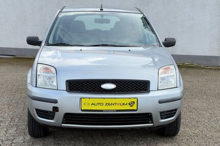 Ford Fusion 139.000 km 3.490 &euro; Velbert 42553