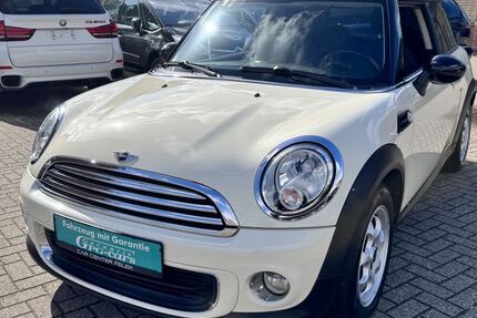 Mini ONE 104.569 km 5.700 &euro; Viersen 41748