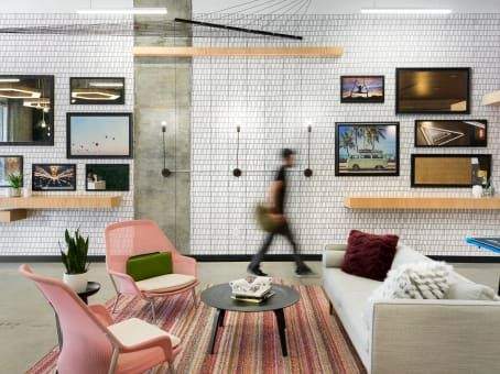 Gewerbeobjekt Düsseldorf Rath - 2.558&euro; | Angebot:25872282