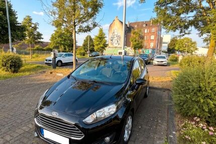 Ford Fiesta 88.700 km 5.500 &euro; Düsseldorf 40233