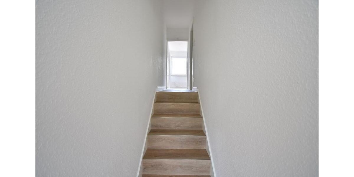 Etagenwohnung Krefeld Benrad - 2 Zimmer, 64 m&sup2;, 670&euro; | Angebot:20750298