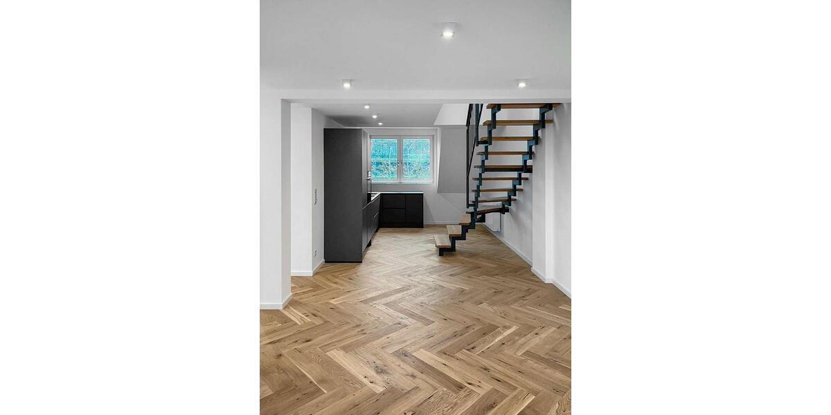 Maisonettenwohnung Düsseldorf Pempelfort - 3.5 Zimmer, 105 m&sup2;, 2.650&euro; | Angebot:25903355