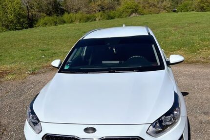 Kia ceed / Ceed 32.000 km 19.000 &euro; Krefeld 47829