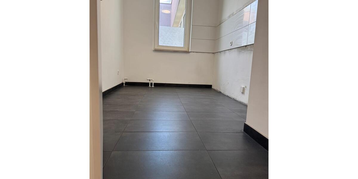 Etagenwohnung Dormagen - 3 Zimmer, 71 m&sup2;, 940&euro; | Angebot:26013839