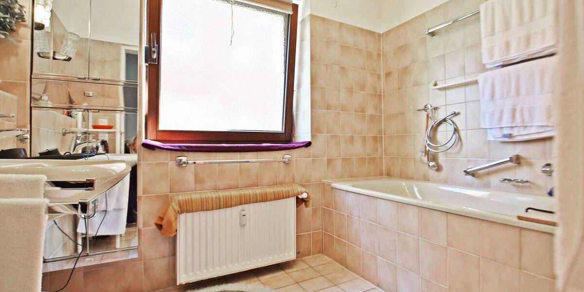 Einfamilienhaus Mülheim Holthausen - 3 Zimmer, 219.000&euro; | Angebot:26816805