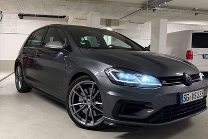VW Golf 91.897 km 24.899 &euro; Monheim 40789