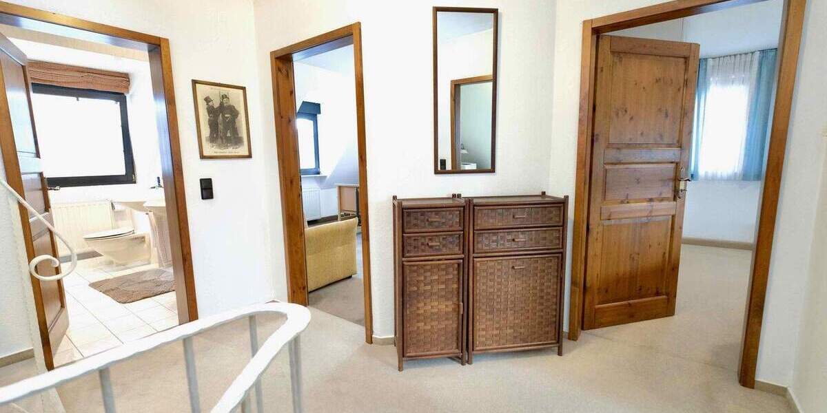 Doppelhaushälfte Neuss Rosellen - 5 Zimmer, 156 m&sup2;, 649.000&euro; | Angebot:25686911